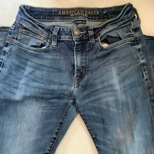 American Eagle Jeans Medium Wash Extreme Flex